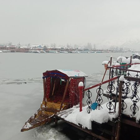 New Bombay Heritage Group Of House Boat Srīnagar Esterno foto